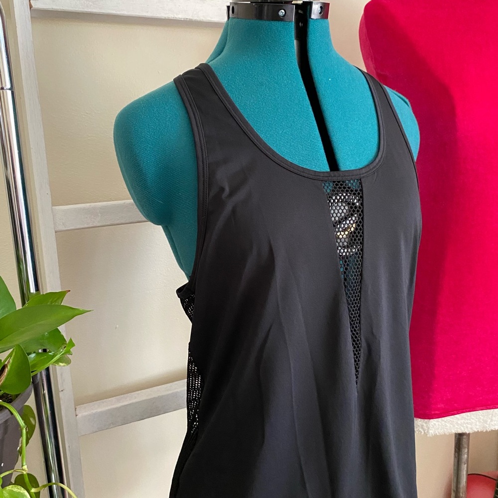 ✨3 for$10✨ Forever 21 black racer back mesh tank Small - Picture 5 of 6